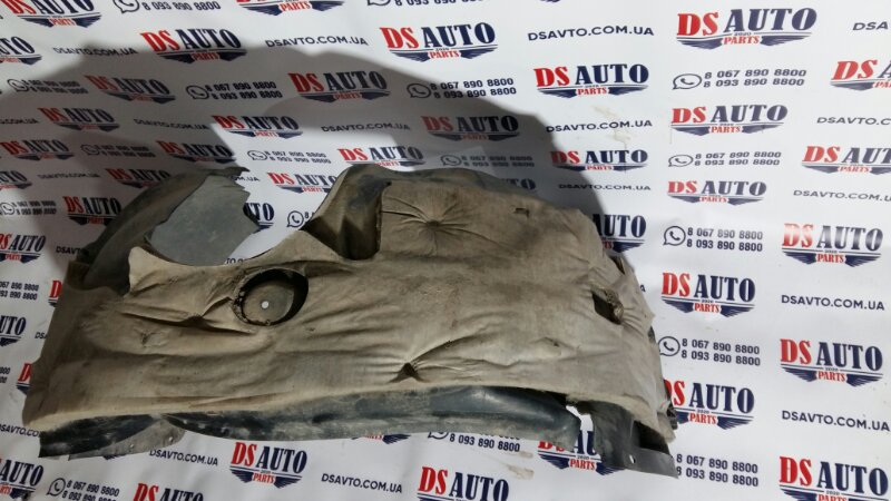 Подкрылок передний правый Ford Fusion MK5 2.5