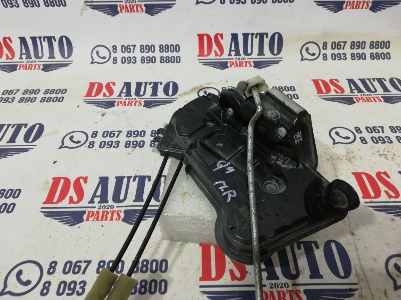 Замок боковой двери передний правый Subaru Impreza G14 Sedan 2.0