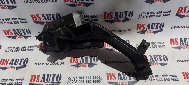 Патрубок воздушного фильтра Nissan Rogue 2015 2.5 16554-4BA1A Б/У