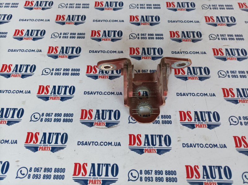 Петля двери передняя левая Dodge Journey 2013 2.4 5074257ABL Б/У