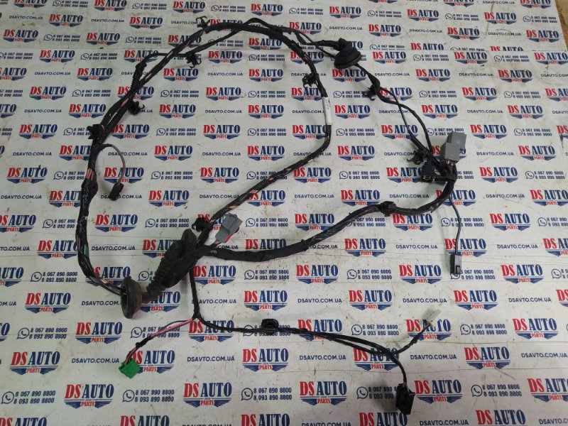 Проводка двери багажника Jeep compass 2013+ 2.4 P68194394AD Б/У
