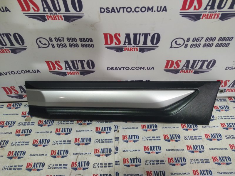 Накладка двери задняя левая Mitsubishi Outlander 2015+ 3 2.4 5757A409 Б/У