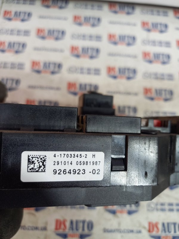 Блок предохранителей 528 2013 F10 2.0