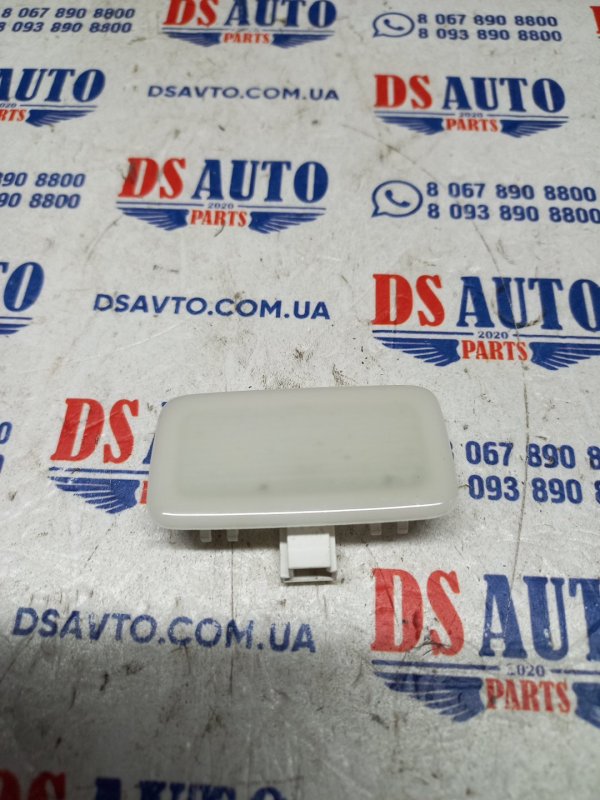 Плафон подсветки салона BMW 328 2013 f30 2.0 9216245 Б/У