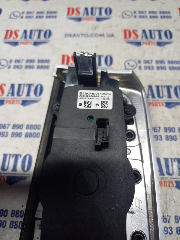 Накладка на торпедо BMW 528 2013 F10 2.0 9166644 Б/У