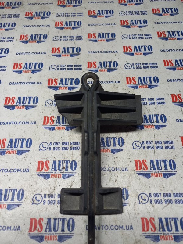 Крепление аккумулятора Dodge Journey 2013 2.4 05116495AB Б/У
