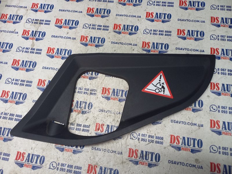 Накладка замка капота передняя левая BMW 528 2013 F10 2.0 10627110 Б/У