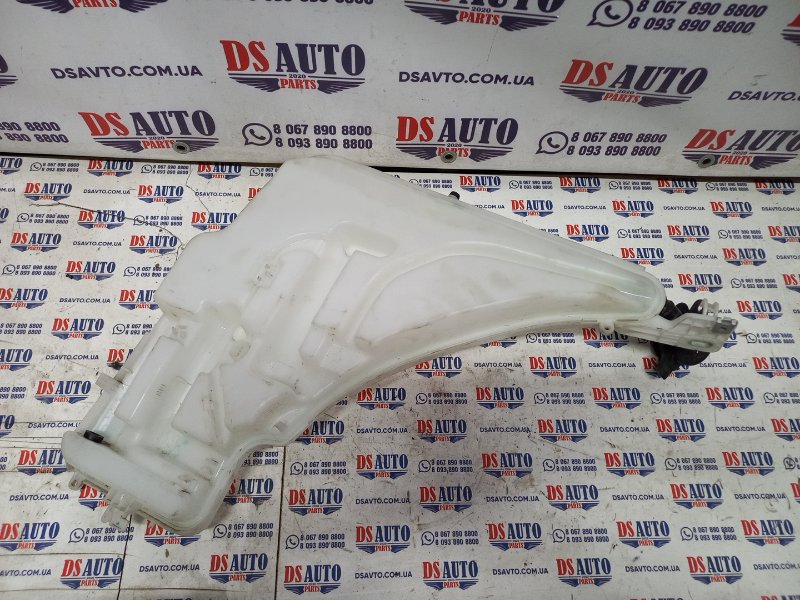 Бачок стеклоомывателя BMW 328i XDrive 2016 f30 2.0 7297495 Б/У