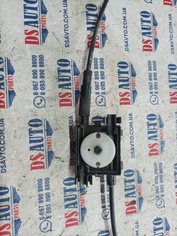 Замок капота A6 2012 C7 3.0