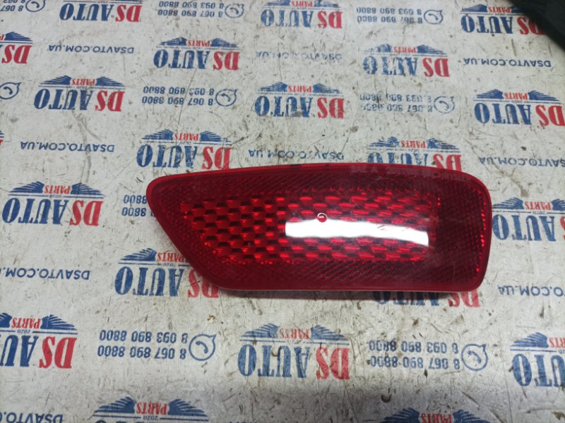 Катафот бампера задний правый Dodge Journey 2013 2.4 57010720AC Б/У