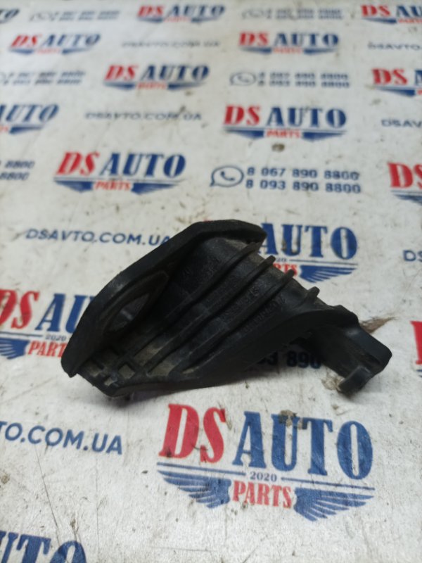 Крепление фары переднее левое 328i XDrive 2013 f30 2.0