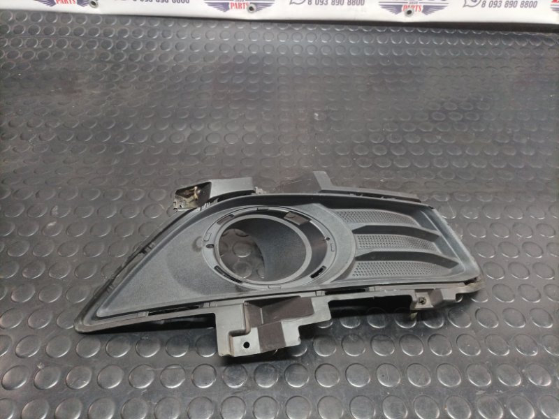 Накладка на фару передняя правая Ford Fusion 2013 1.6 ds7319952bb Б/У