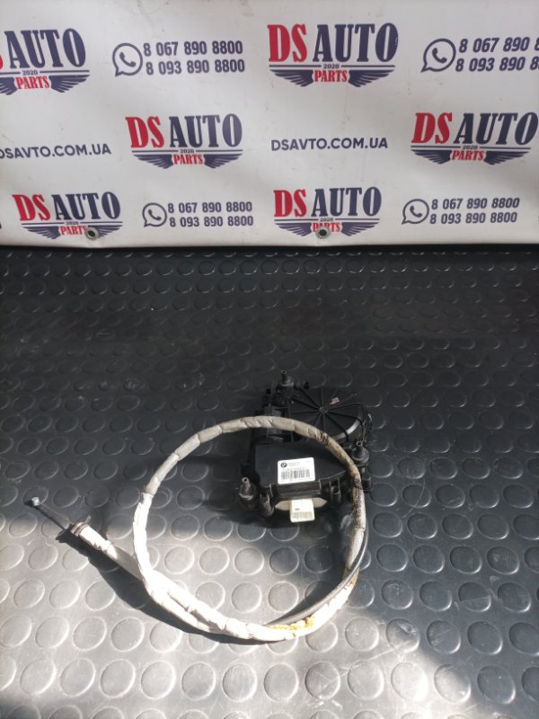 Запчасть привод крышки багажника BMW 528 2012 F10 2.0 51247273752 Б/У Привод крышки багажника BMW 528 2012 F10 2.0 51247273752 Б/У