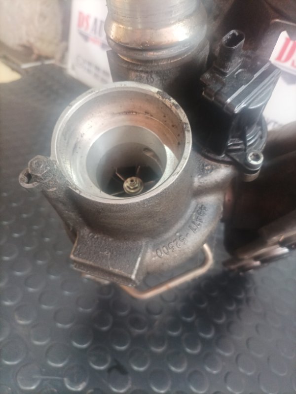 Турбина 528 2012 F10 2.0