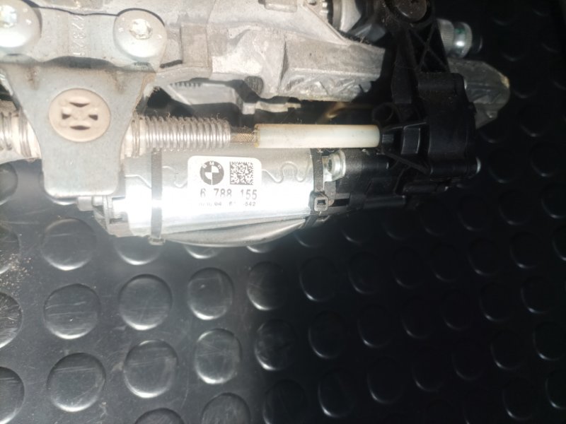 Электроусилитель руля BMW 535 F10 3.0 Электроусилитель руля BMW 535 F10 3.0