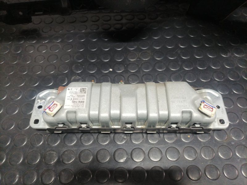 Подушка безопасности в колени передняя левая X1 2016 F48