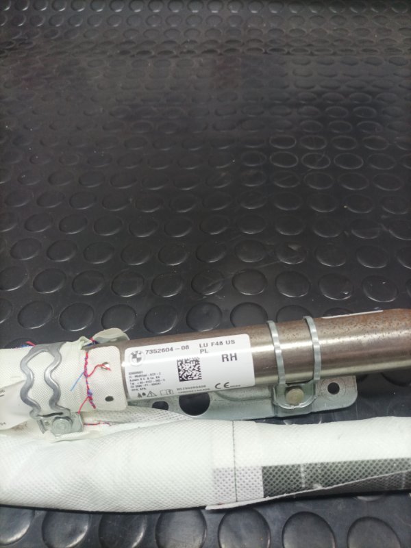 Запчасть подушка безопасности боковая правая BMW X1 2016 F48 7352604 Б/У Подушка безопасности боковая правая BMW X1 2016 F48 7352604 Б/У