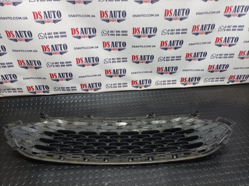 Решетка радиатора Escape 2019 Mk4 1.5 Решетка радиатора Escape 2019 Mk4 1.5