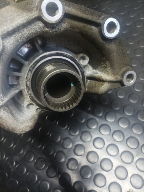 Редуктор передний Ford Escape МК3 1.6 Редуктор передний Ford Escape МК3 1.6