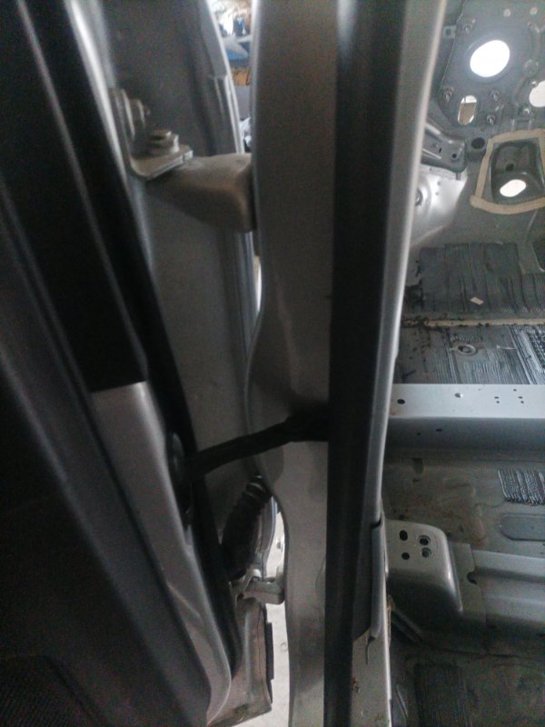 Дверь боковая задняя левая Escape 2019 Mk4 1.5 Дверь боковая задняя левая Escape 2019 Mk4 1.5