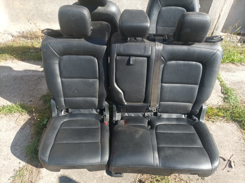 Сиденья комплект Ford Escape Mk4 2.5 Сиденья комплект Ford Escape Mk4 2.5