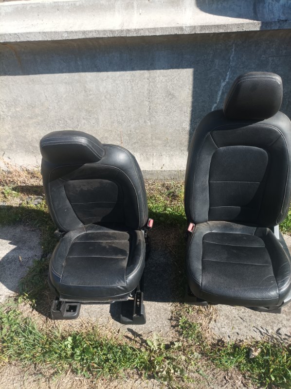 Сиденья комплект Escape 2020 Mk4 2.5 Сиденья комплект Escape 2020 Mk4 2.5