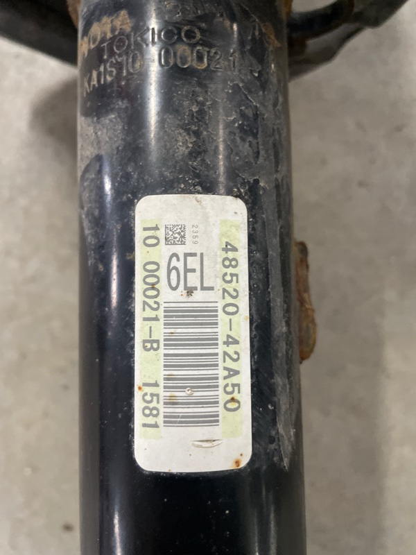 Стойка подвески передняя левая Subaru solterra