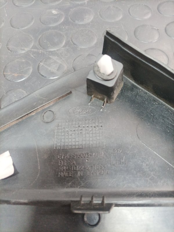 Треугольник крыла передний левый Escape 2017 МК3 1.5 Треугольник крыла передний левый Escape 2017 МК3 1.5