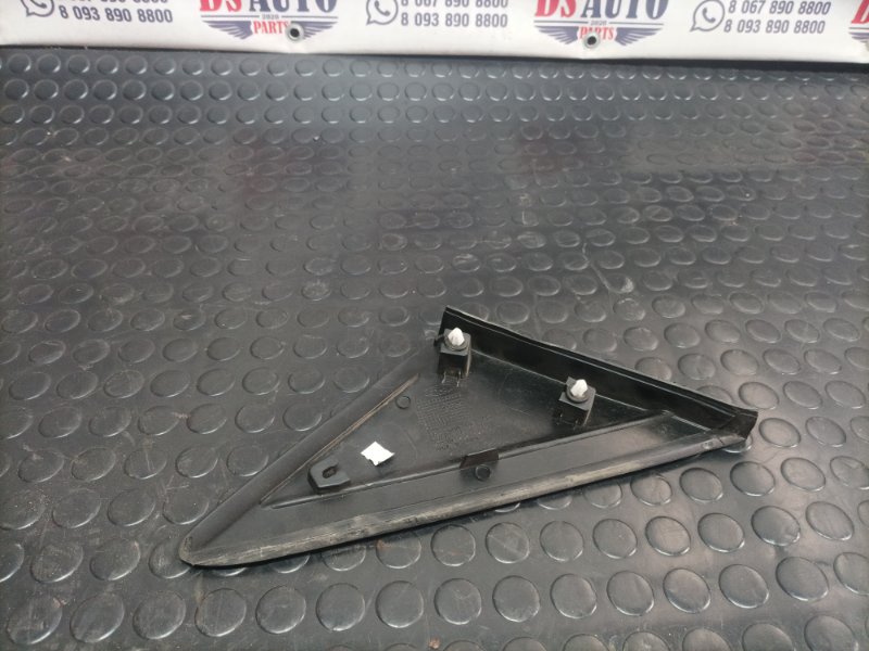 Треугольник крыла передний левый Ford Escape МК3 1.5 Треугольник крыла передний левый Ford Escape МК3 1.5