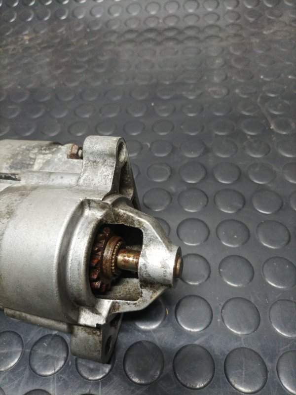 Стартер X1 2016 F48