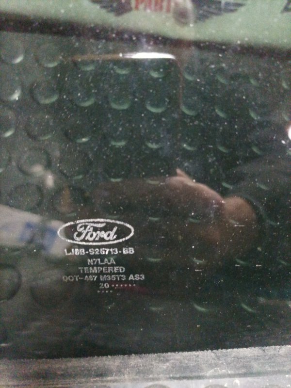 Стекло двери заднее левое Escape 2020 Mk4 1.5 Стекло двери заднее левое Escape 2020 Mk4 1.5