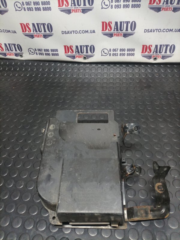 Кронштейн блока управления двигателем Ford Escape 2020 Mk4 2.5 lx6112c514c Б/У