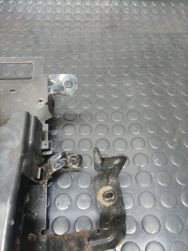 Кронштейн блока управления двигателем Escape 2020 Mk4 2.5