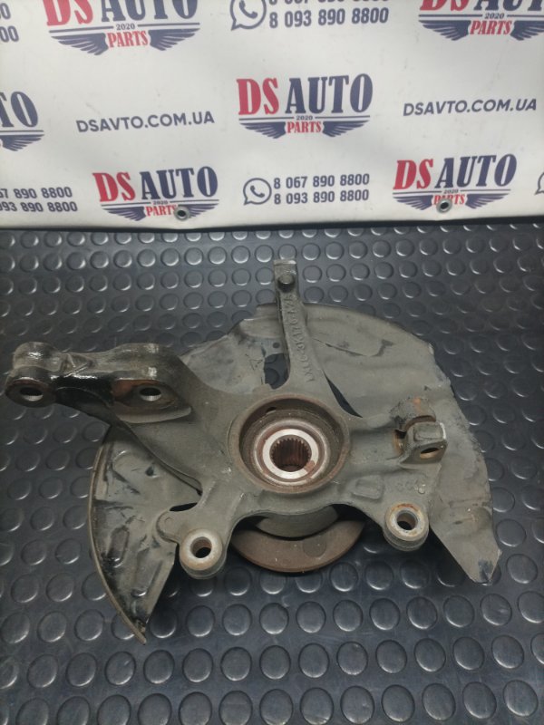 Цапфа передняя правая Escape 2019 Mk4 1.5