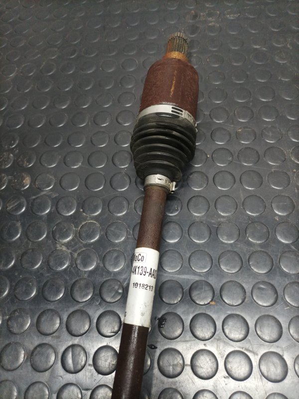 Полуось моста задний левый Ford Escape Mk4 2.5