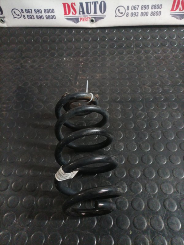 Пружина подвески задняя правая BMW X1 2016 F48 6872298 Б/У