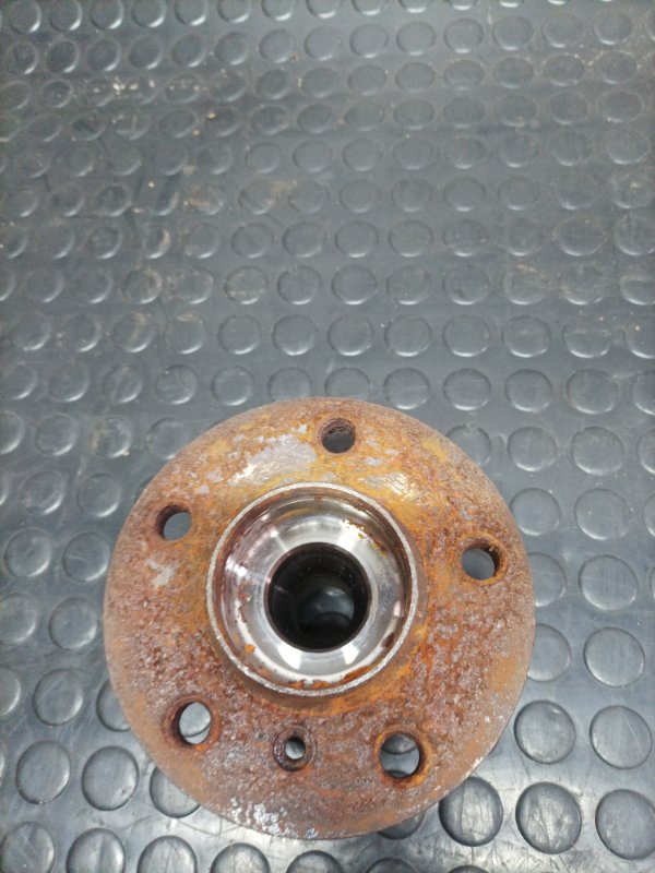 Ступица задняя левая X1 2016 F48