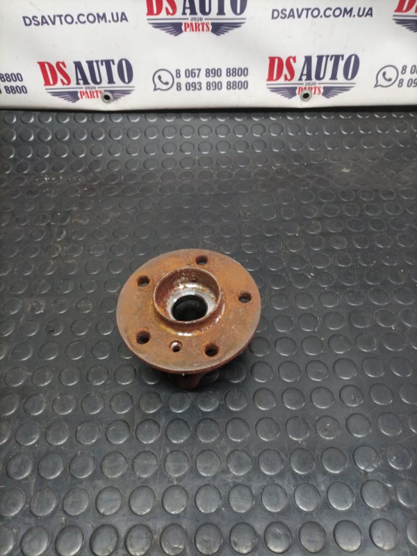 Ступица задняя правая BMW X1 2016 F48 6851589 Б/У