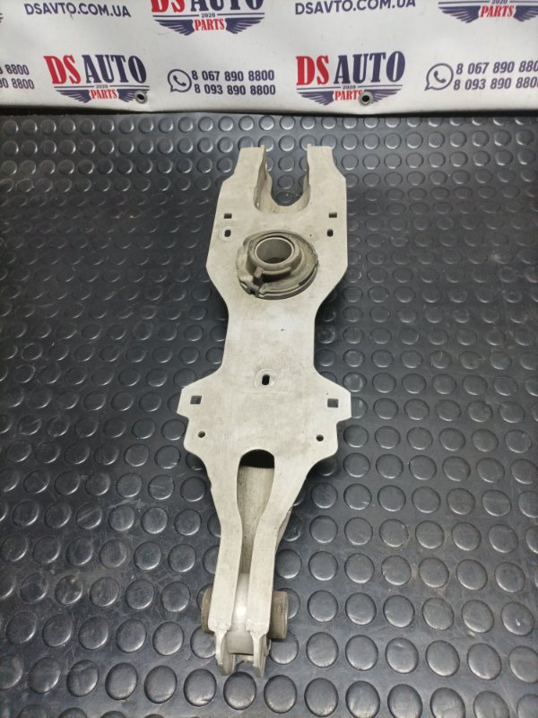 Рычаг подвески нижний задний левый Ford Escape 2013 МК3 LX6Z5500F Б/У