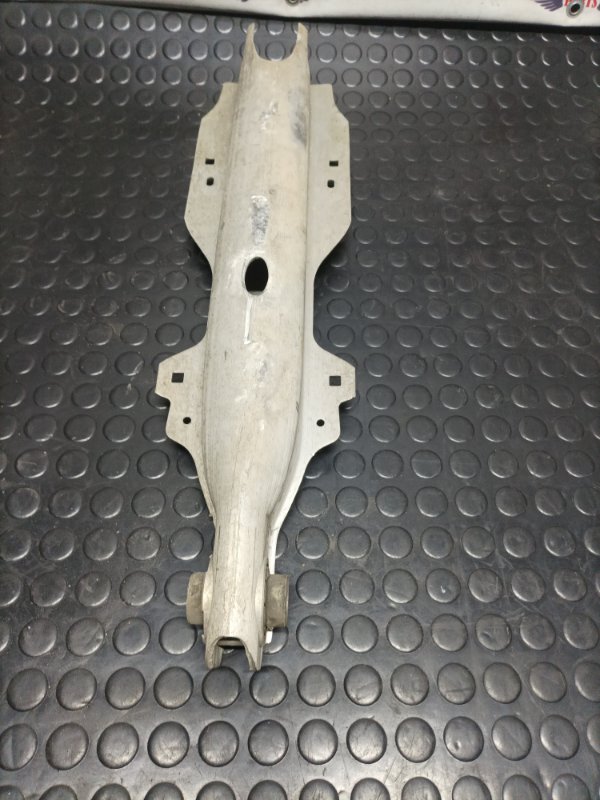 Рычаг подвески нижний задний левый Escape 2013 МК3