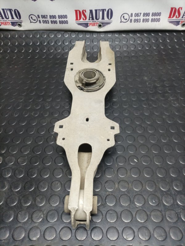 Рычаг подвески нижний задний правый Ford Escape 2013 МК3 LX6Z5500F Б/У