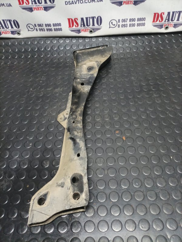 Усилитель подрамника передний правый Escape 2013 МК3