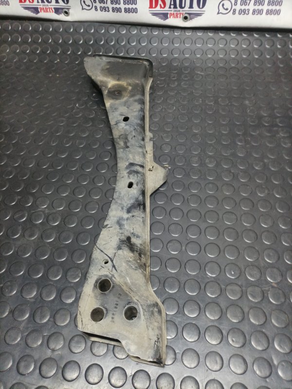 Усилитель подрамника передний левый Escape 2013 МК3