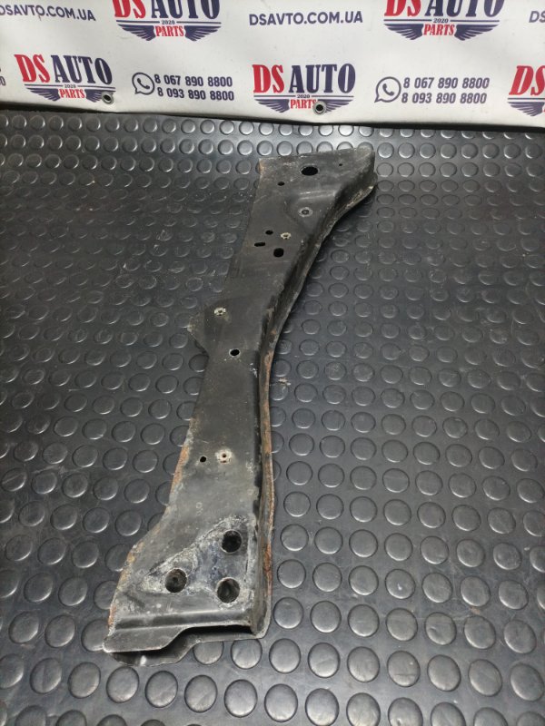 Усилитель подрамника передний левый Ford Escape 2013 МК3 LX6Z7810125E Б/У