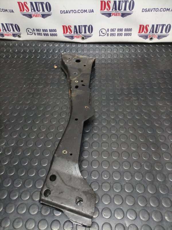 Усилитель подрамника передний правый Ford Escape 2013 МК3 LX6Z7810124E Б/У