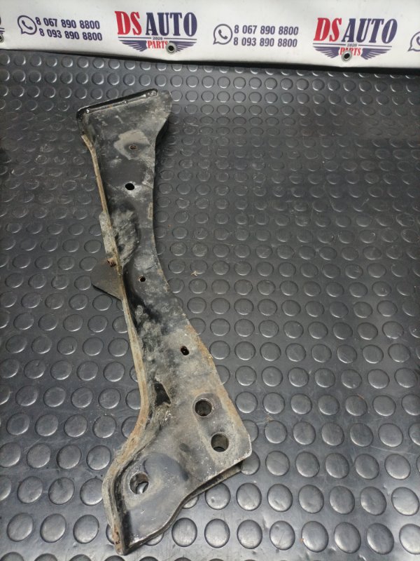 Усилитель подрамника передний правый Escape 2013 МК3