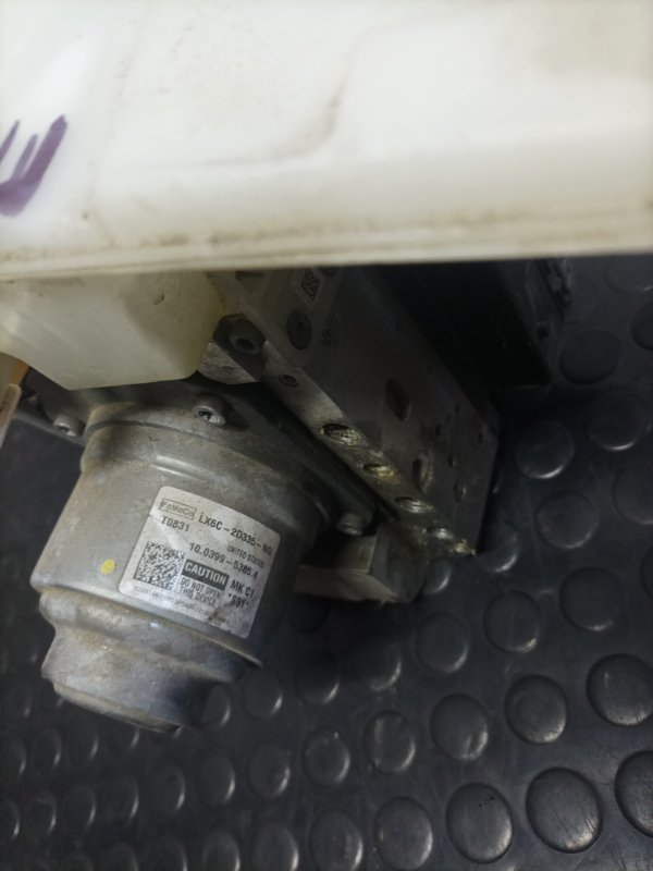 Тормозной усилитель Brake booster Ford Escape Mk4 2.5