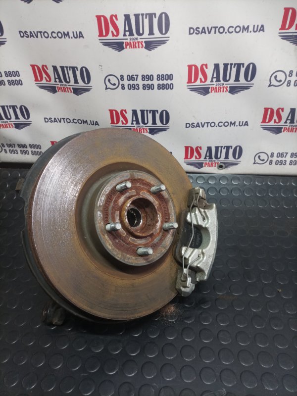 Цапфа передняя левая Ford Escape Mk4 1.5