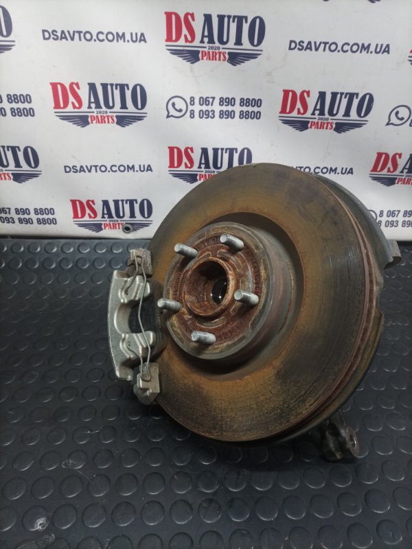 Цапфа передняя правая Ford Escape Mk4 1.5