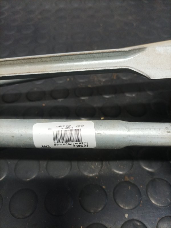 Трапеция дворников Escape 2020 Mk4 2.5